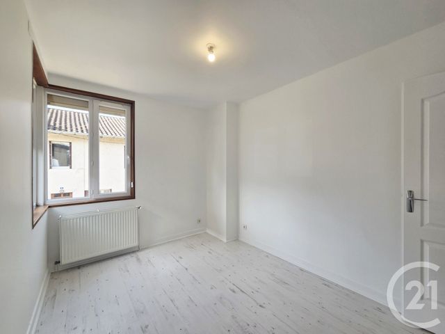 Appartement T3 &agrave; louer - 3 pi&egrave;ces - 63,59 m2 - Montrevel En Bresse - 01 - RHONE-ALPES