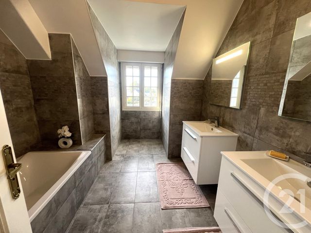 Maison &agrave; vendre - 9 pi&egrave;ces - 232 m2 - La Guerche De Bretagne - 35 - BRETAGNE