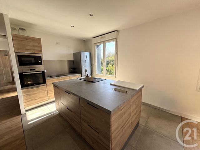 Maison à vendre - 4 pièces - 80,20 m2 - Cosse Le Vivien - 53 - PAYS-DE-LOIRE