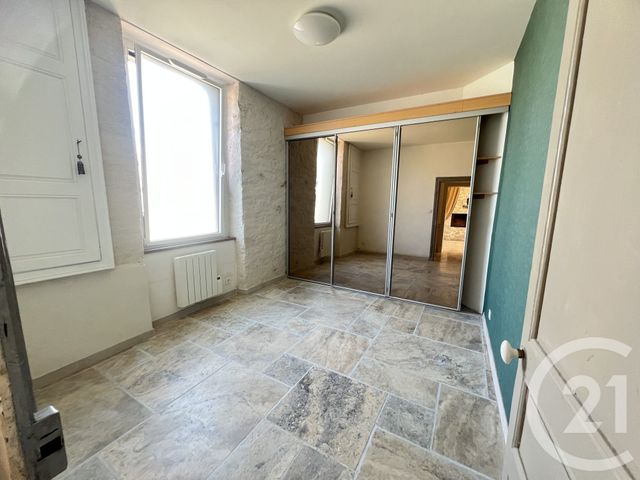 Maison à vendre - 5 pièces - 145 m2 - St Poix - 53 - PAYS-DE-LOIRE