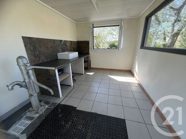 Maison à vendre - 5 pièces - 145 m2 - St Poix - 53 - PAYS-DE-LOIRE