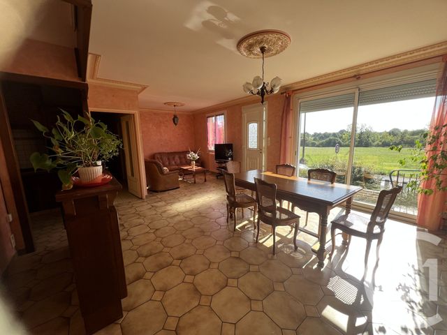 Maison à vendre - 6 pièces - 104 m2 - St Poix - 53 - PAYS-DE-LOIRE