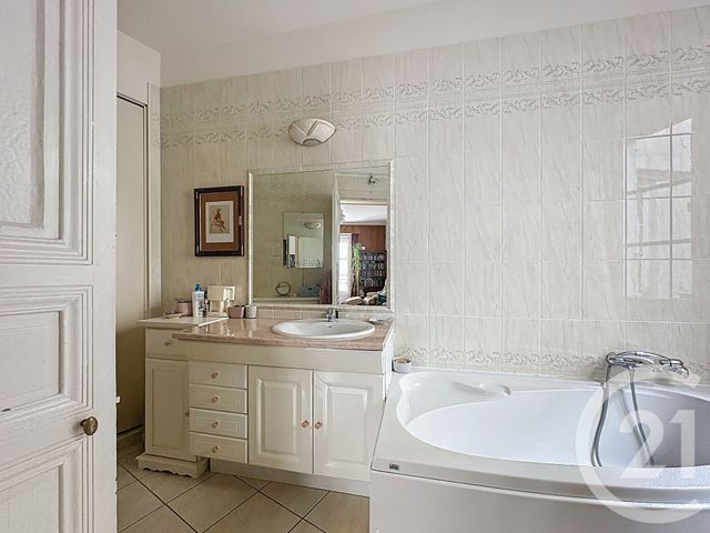 Appartement T4 &agrave; vendre - 4 pi&egrave;ces - 110,70 m2 - Nantes - 44 - PAYS-DE-LOIRE