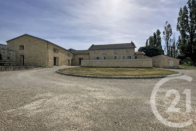 Maison &agrave; louer - 5 pi&egrave;ces - 222 m2 - Carquefou - 44 - PAYS-DE-LOIRE