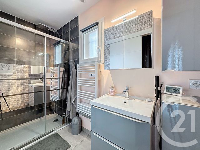 Maison à vendre - 5 pièces - 110 m2 - Venerieu - 38 - RHONE-ALPES