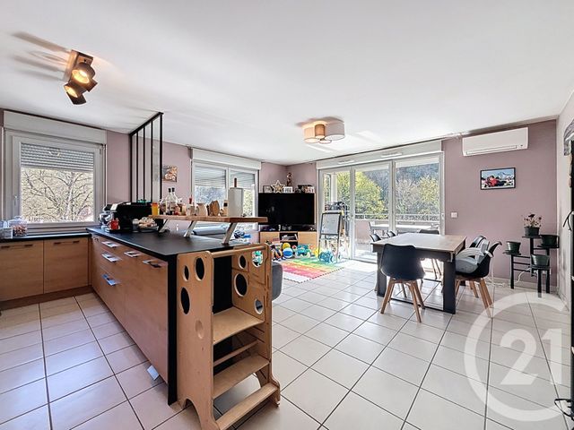 Appartement F4 &agrave; vendre - 4 pi&egrave;ces - 84,73 m2 - Cremieu - 38 - RHONE-ALPES