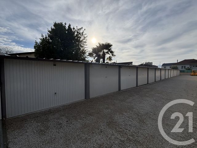 Parking &agrave; vendre - 210 m2 - Pont De Cheruy - 38 - RHONE-ALPES