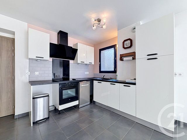 Appartement T3 &agrave; vendre - 3 pi&egrave;ces - 64,75 m2 - Cremieu - 38 - RHONE-ALPES