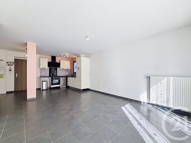 Appartement T3 &agrave; vendre - 3 pi&egrave;ces - 64,75 m2 - Cremieu - 38 - RHONE-ALPES