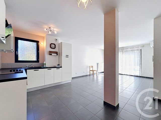 Appartement T3 &agrave; vendre - 3 pi&egrave;ces - 64,75 m2 - Cremieu - 38 - RHONE-ALPES