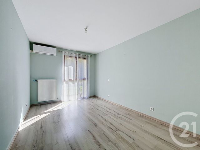 Appartement T3 &agrave; vendre - 3 pi&egrave;ces - 64,75 m2 - Cremieu - 38 - RHONE-ALPES