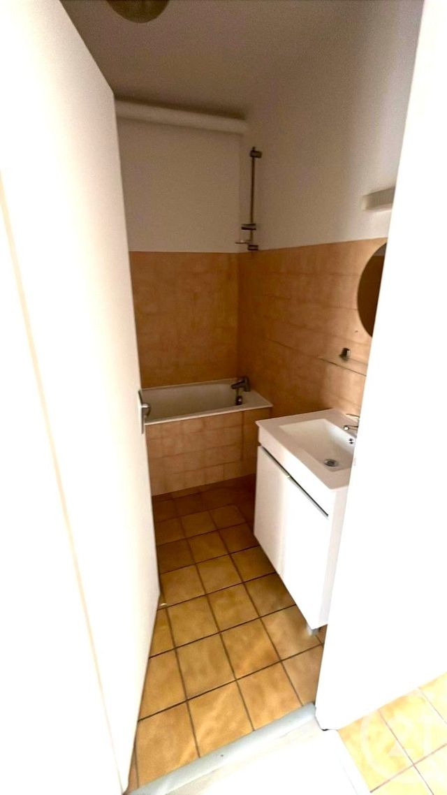 Appartement F1 &agrave; louer - 1 pi&egrave;ce - 24,65 m2 - Juvisy Sur Orge - 91 - ILE-DE-FRANCE