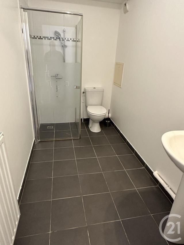 Appartement F2 &agrave; louer - 2 pi&egrave;ces - 42,90 m2 - Juvisy Sur Orge - 91 - ILE-DE-FRANCE