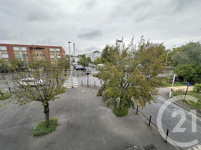 Bureaux à vendre - 93.6 m2 - 91 - Essonne