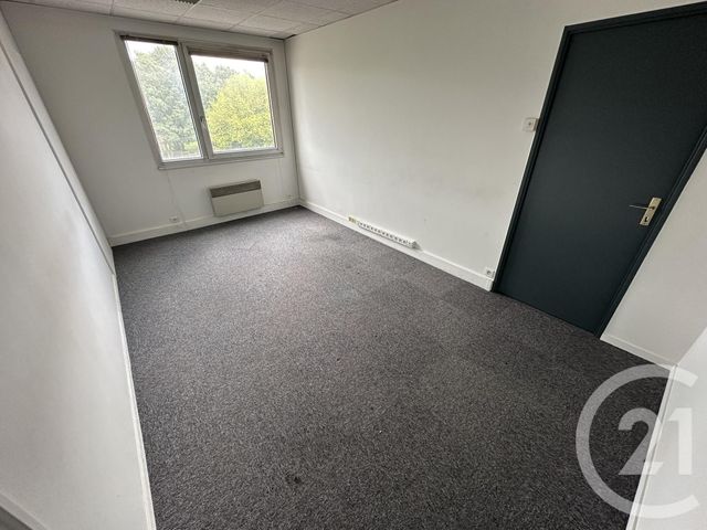 Bureaux à vendre - 93.6 m2 - 91 - Essonne