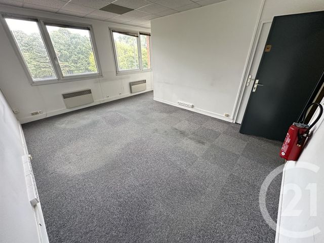 Bureaux à vendre - 93.6 m2 - 91 - Essonne