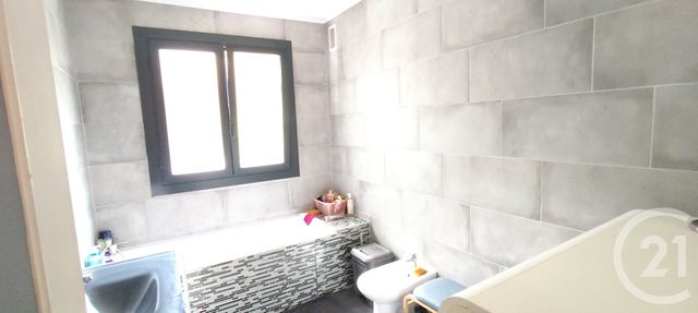 Appartement F3 à vendre - 4 pièces - 99 m2 - Ablon Sur Seine - 94 - ILE-DE-FRANCE