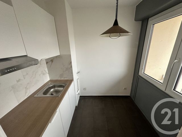 Appartement F1 &agrave; louer - 1 pi&egrave;ce - 31 m2 - Juvisy Sur Orge - 91 - ILE-DE-FRANCE