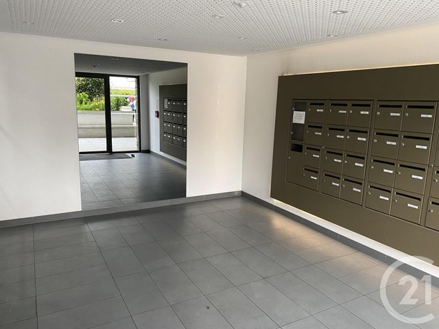 Appartement F2 &agrave; louer - 2 pi&egrave;ces - 41,13 m2 - Juvisy Sur Orge - 91 - ILE-DE-FRANCE