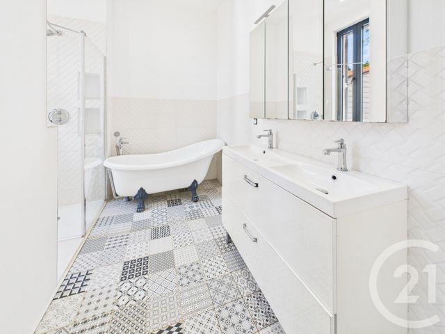 Maison à vendre - 9 pièces - 265 m2 - Villenave D Ornon - 33 - AQUITAINE