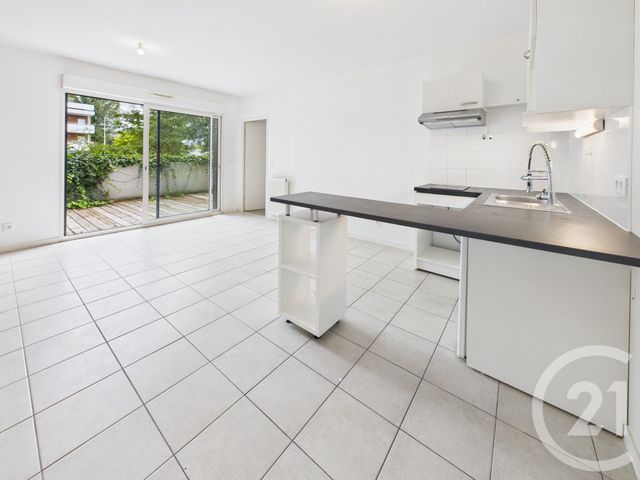 Appartement F2 à vendre - 2 pièces - 48,70 m2 - Villenave D Ornon - 33 - AQUITAINE