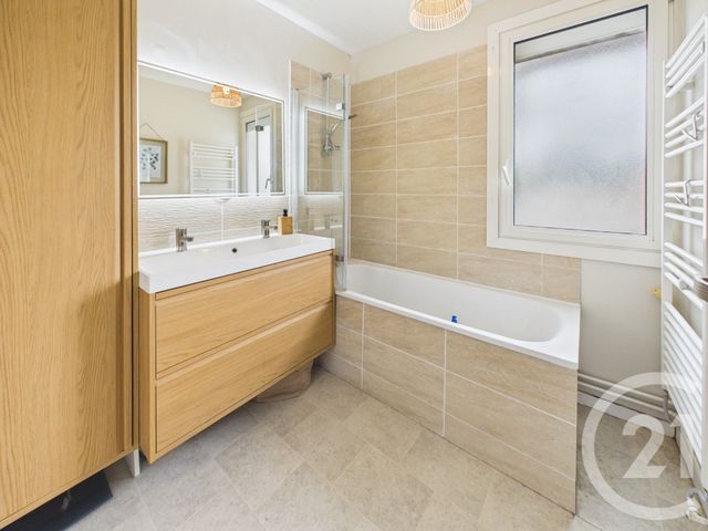 Maison &agrave; vendre - 5 pi&egrave;ces - 99 m2 - Villenave D Ornon - 33 - AQUITAINE