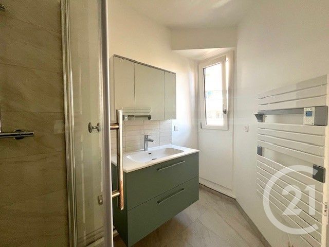 Appartement F3 &agrave; louer - 3 pi&egrave;ces - 71,84 m2 - Vanves - 92 - ILE-DE-FRANCE