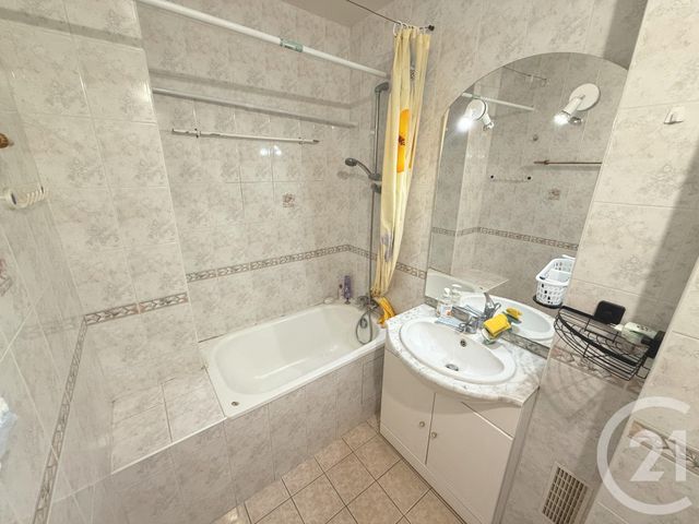 Appartement F3 à vendre - 3 pièces - 55 m2 - Vanves - 92 - ILE-DE-FRANCE