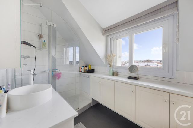 Appartement F3 à vendre - 3 pièces - 72 m2 - Issy Les Moulineaux - 92 - ILE-DE-FRANCE