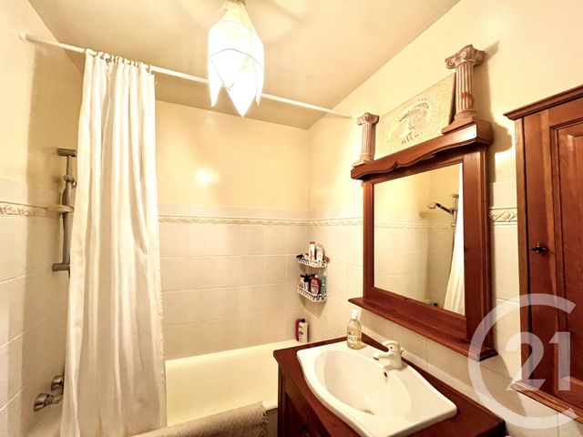 Appartement F3 à vendre - 3 pièces - 65 m2 - Chatillon - 92 - ILE-DE-FRANCE