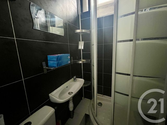 Appartement F2 à louer - 2 pièces - 30 m2 - Vanves - 92 - ILE-DE-FRANCE