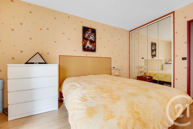 Appartement F3 à vendre - 3 pièces - 72 m2 - Vanves - 92 - ILE-DE-FRANCE