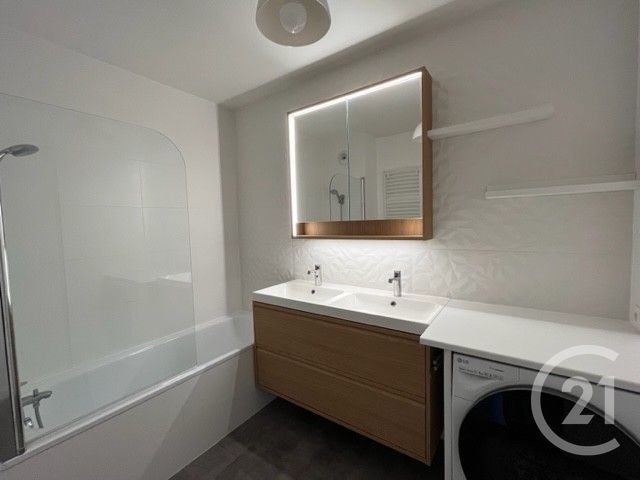 Appartement F4 à vendre - 4 pièces - 82,78 m2 - Clamart - 92 - ILE-DE-FRANCE