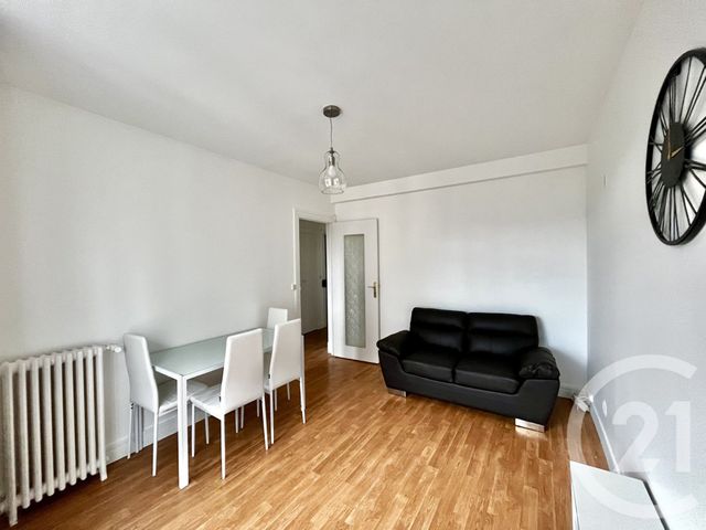 Appartement F2 à louer - 2 pièces - 33,27 m2 - Vanves - 92 - ILE-DE-FRANCE
