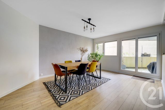 Appartement F4 &agrave; vendre - 4 pi&egrave;ces - 97 m2 - Vanves - 92 - ILE-DE-FRANCE