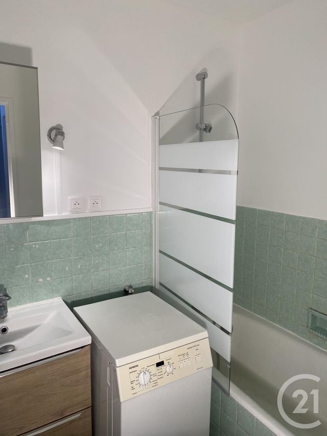 Appartement F2 à louer - 2 pièces - 40,50 m2 - Vanves - 92 - ILE-DE-FRANCE