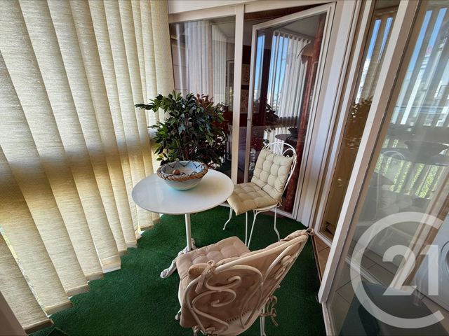 Appartement F3 &agrave; louer - 3 pi&egrave;ces - 75,04 m2 - Vanves - 92 - ILE-DE-FRANCE