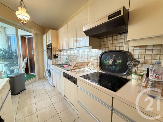 Appartement F3 &agrave; louer - 3 pi&egrave;ces - 75,04 m2 - Vanves - 92 - ILE-DE-FRANCE