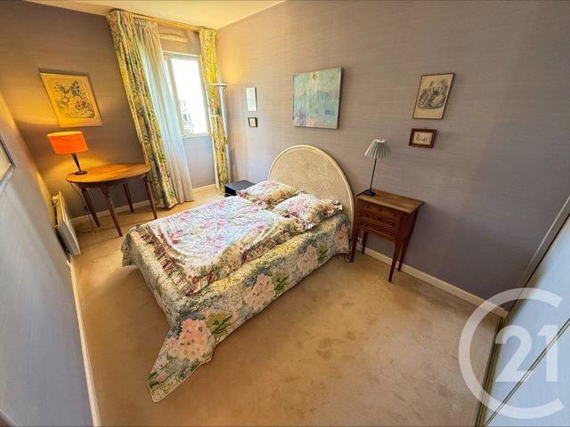 Appartement F3 &agrave; louer - 3 pi&egrave;ces - 75,04 m2 - Vanves - 92 - ILE-DE-FRANCE