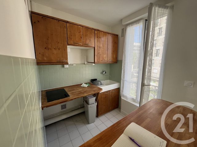 Appartement F2 &agrave; louer - 2 pi&egrave;ces - 30 m2 - Vanves - 92 - ILE-DE-FRANCE