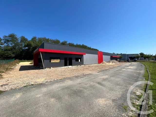 Local commercial à louer - 300.0 m2 - 24 - Dordogne