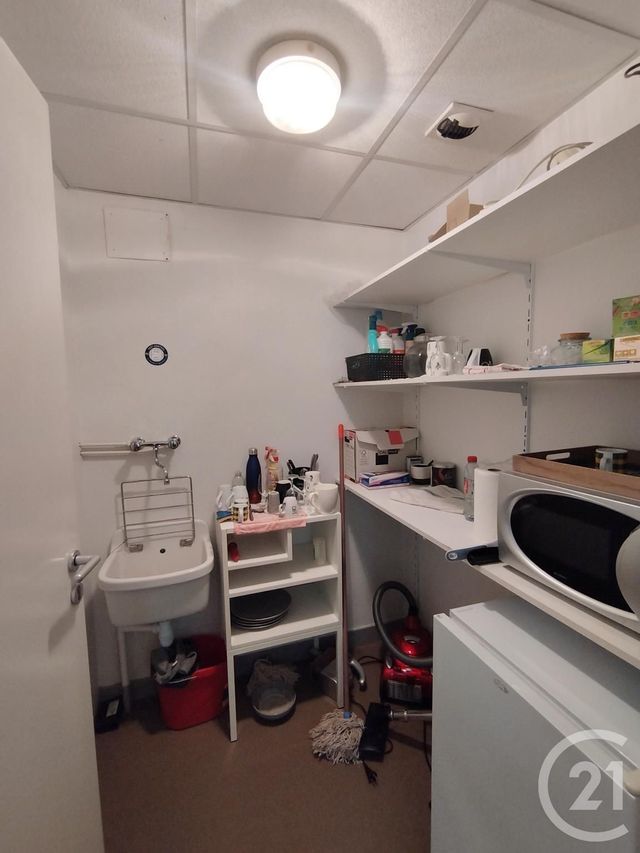 Bureaux à louer - 109.83 m2 - 24 - Dordogne