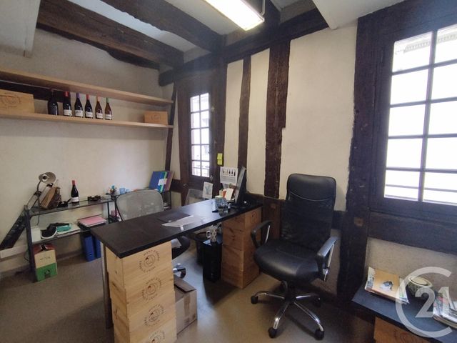 Bureaux à louer - 109.83 m2 - 24 - Dordogne