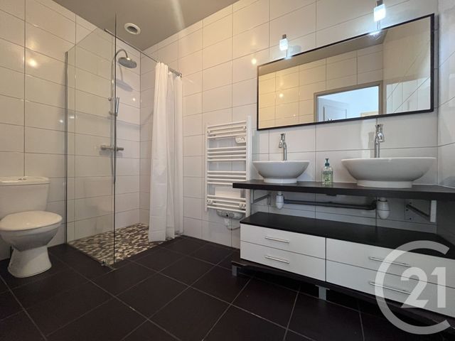 Local commercial à louer - 122.0 m2 - 24 - Dordogne