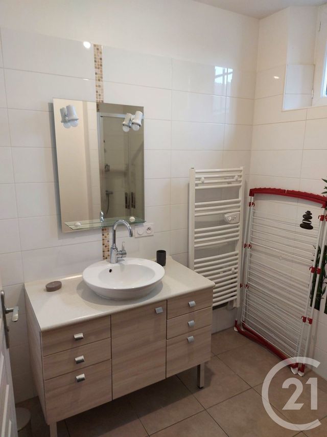 Appartement T2 à vendre - 8 pièces - 97 m2 - Bergerac - 24 - AQUITAINE