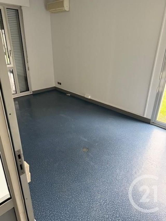 Bureaux à louer - 60.0 m2 - 24 - Dordogne