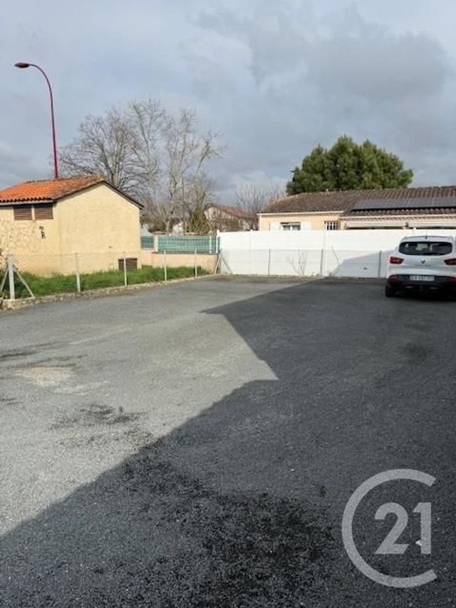 Bureaux à louer - 60.0 m2 - 24 - Dordogne