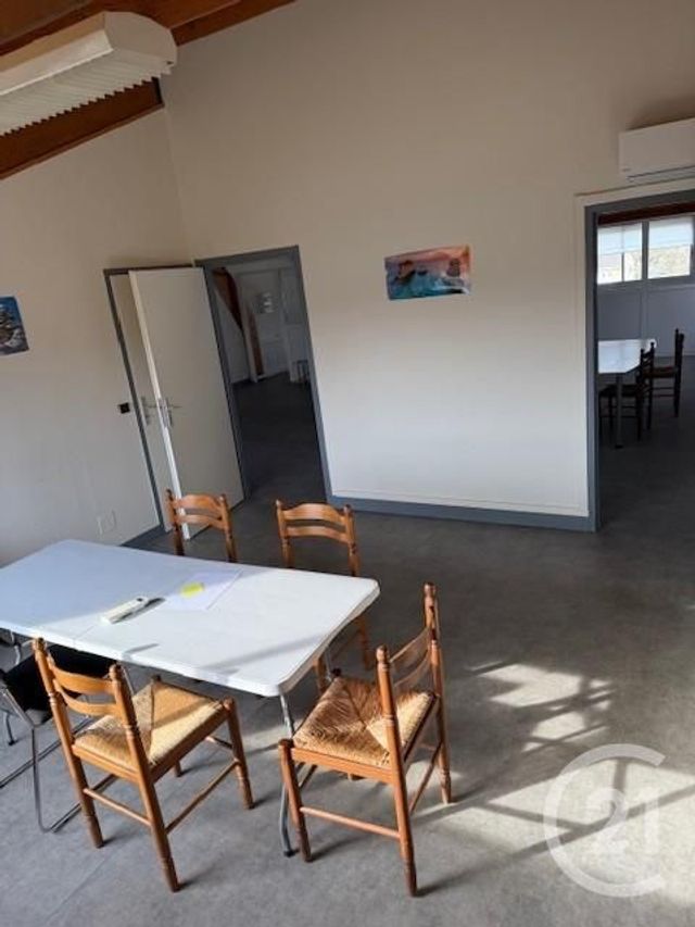 Bureaux à louer - 120.0 m2 - 24 - Dordogne