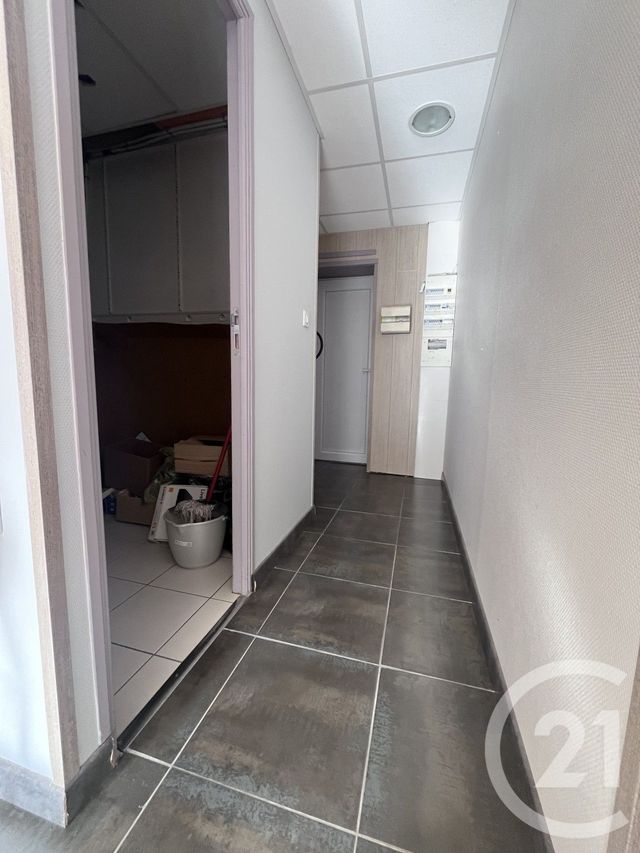 Bureaux à louer - 78.0 m2 - 24 - Dordogne