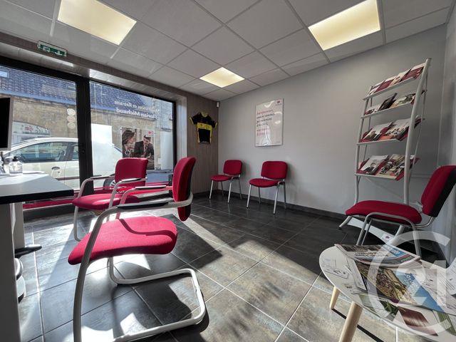 Bureaux à louer - 78.0 m2 - 24 - Dordogne